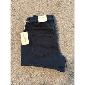 Universal Thread | Vintage Stretch Denim Midi Shorts (black)